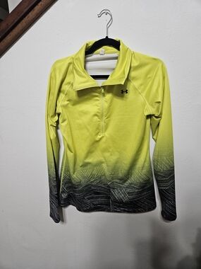 Under Armour Women’s Neon Yellow to Black Gradient Half-Zip Top